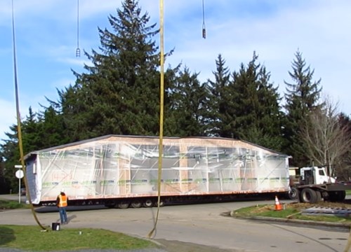 and there's the truck hauling the last unit to be set up.  I'm lucky...the weather is great and I have time to shoot a video.  How cool is that?